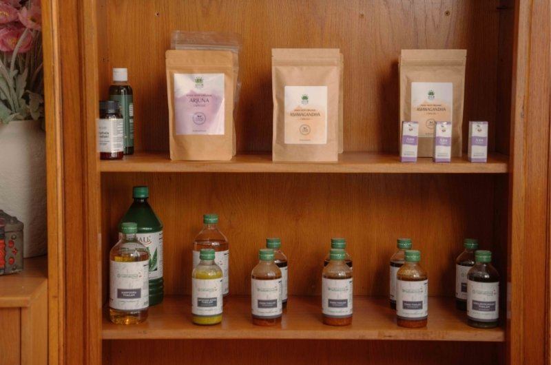 ayurvedic herbs and oils