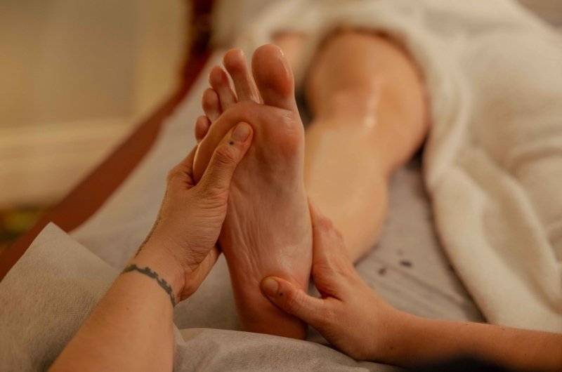 indian massage foot 2