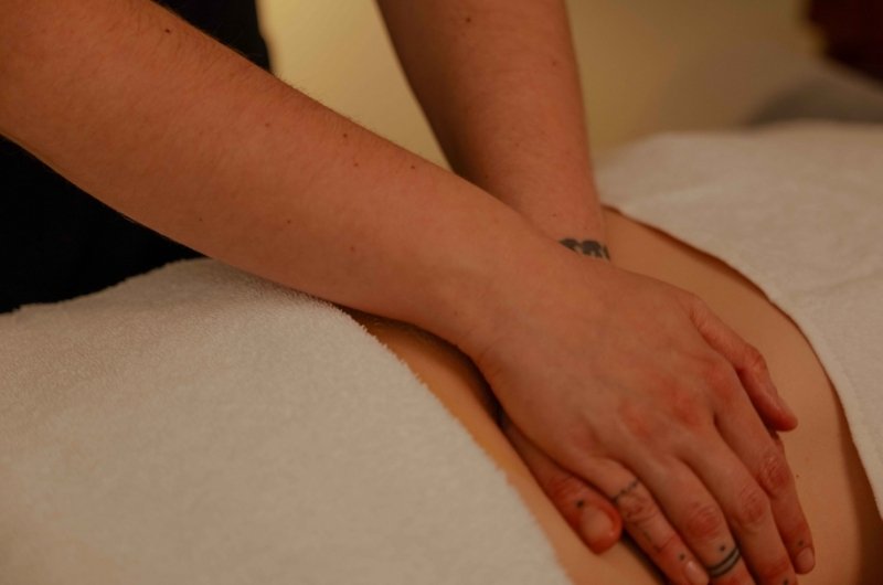 indian massage stomach 2