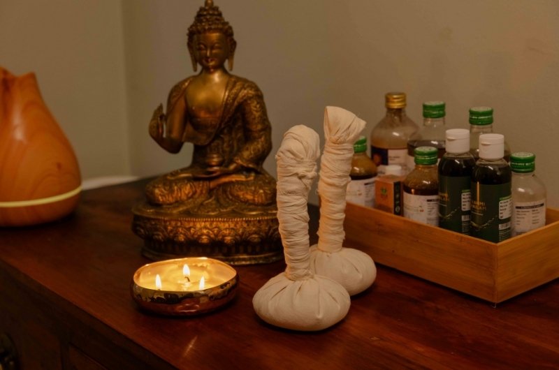 kizhi massage 3